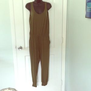 Olive casual jumpsuit